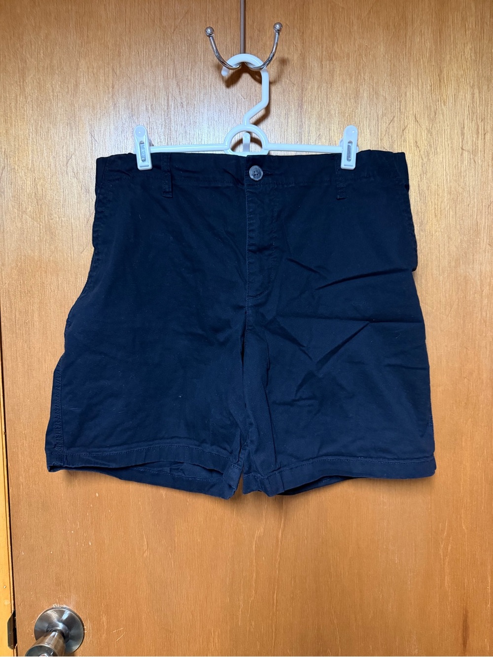 Old Navy Women's Flat Front Navy Shorts